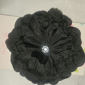 Elegant Jeweled Fascinator For Hats NWT